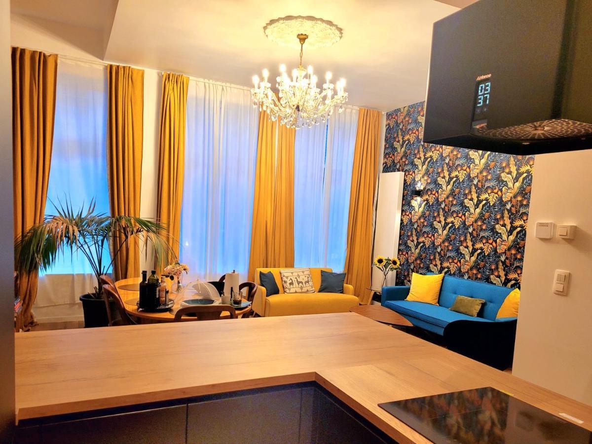 Brand New Camelia Room With Private Bathroom Brussels Ngoại thất bức ảnh