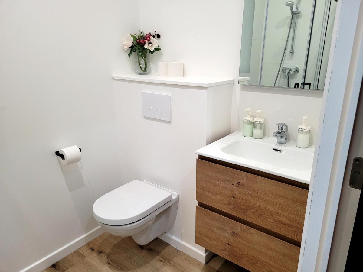 Brand New Camelia Room With Private Bathroom Brussels Ngoại thất bức ảnh